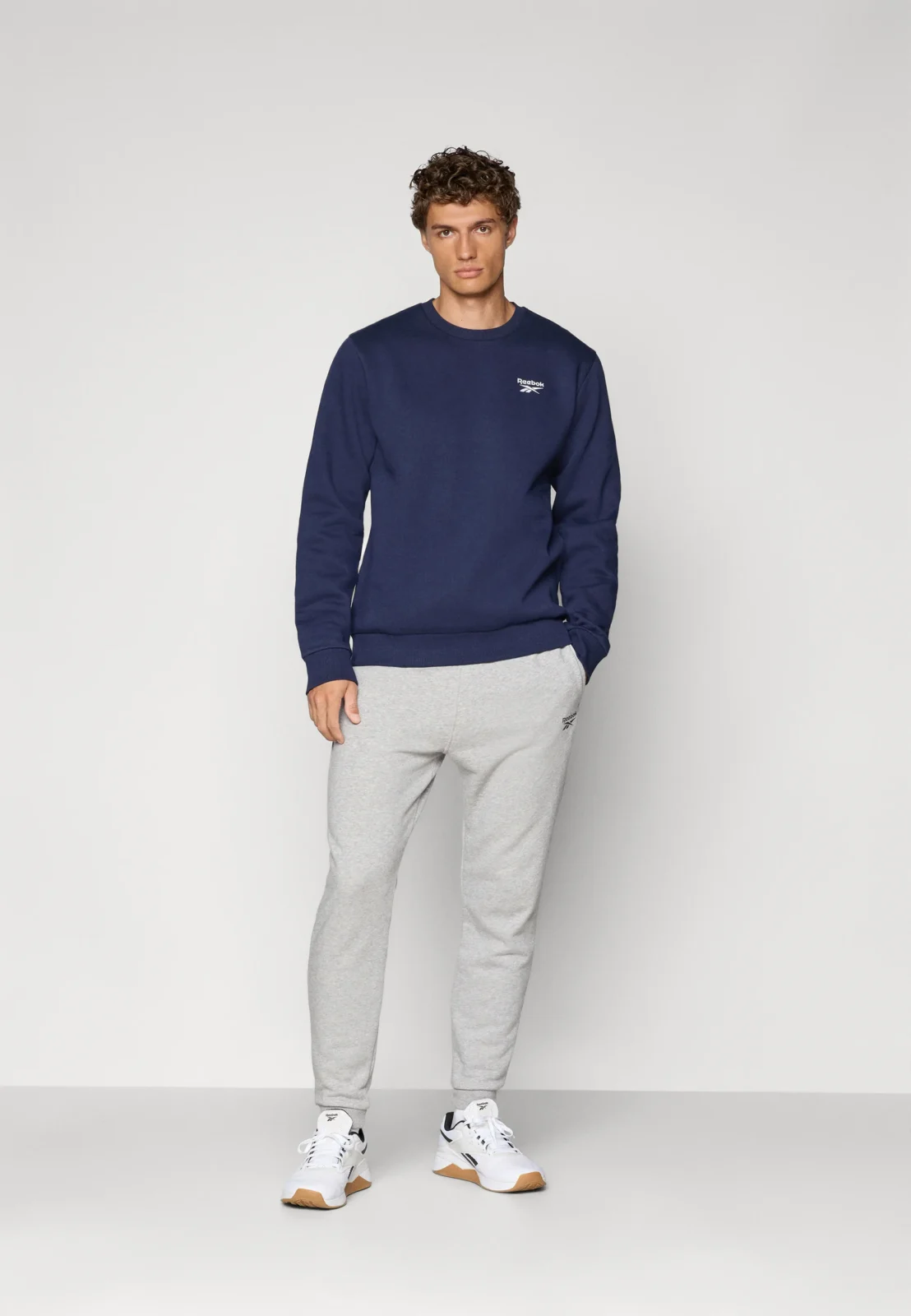 SUDADERA MARINO REEBOK - Imagen 6