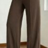 PANTALÓN PINZAS MARRÓN POLIÉSTER