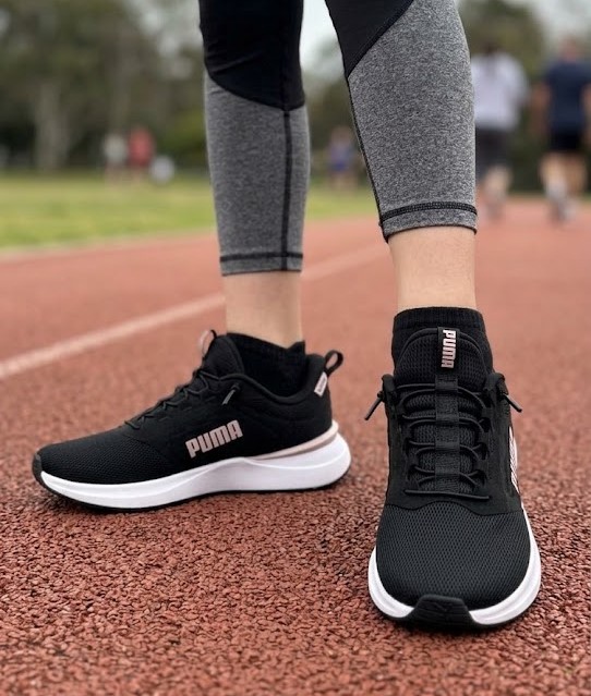 ZAPATILLA PUMA NEGRA - Imagen 5
